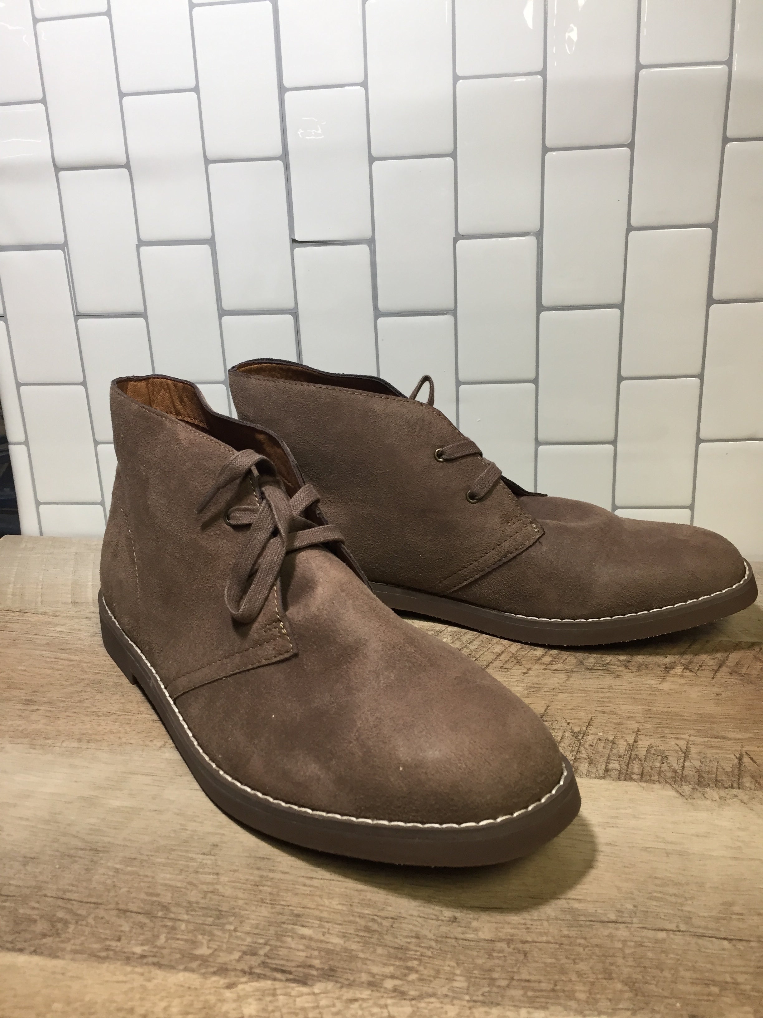 Amazon Essentials Men's Chukka Boot, Taupe, 10.5 W US (6992172515511)